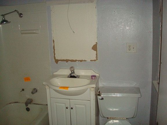 5th image of 15108 2nd Avenue Ct E