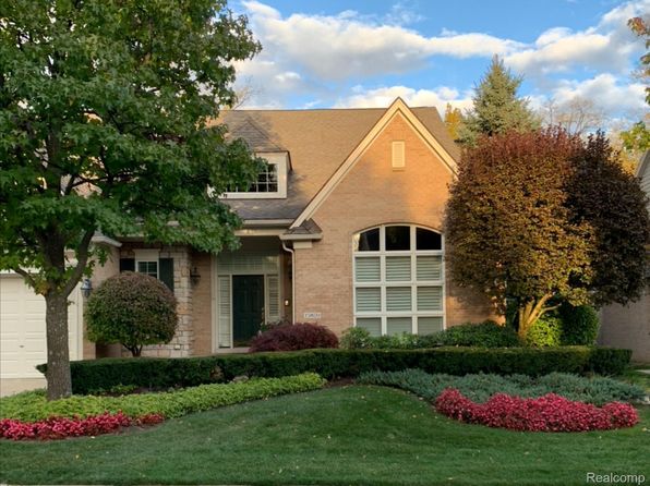 15870 Winding Creek Ct #6