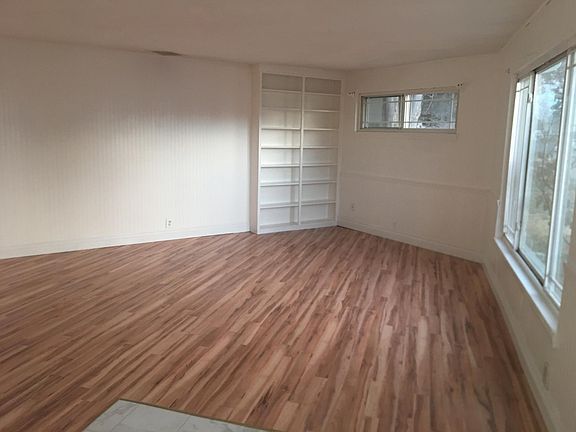 3rd image of 3707 S American Dr