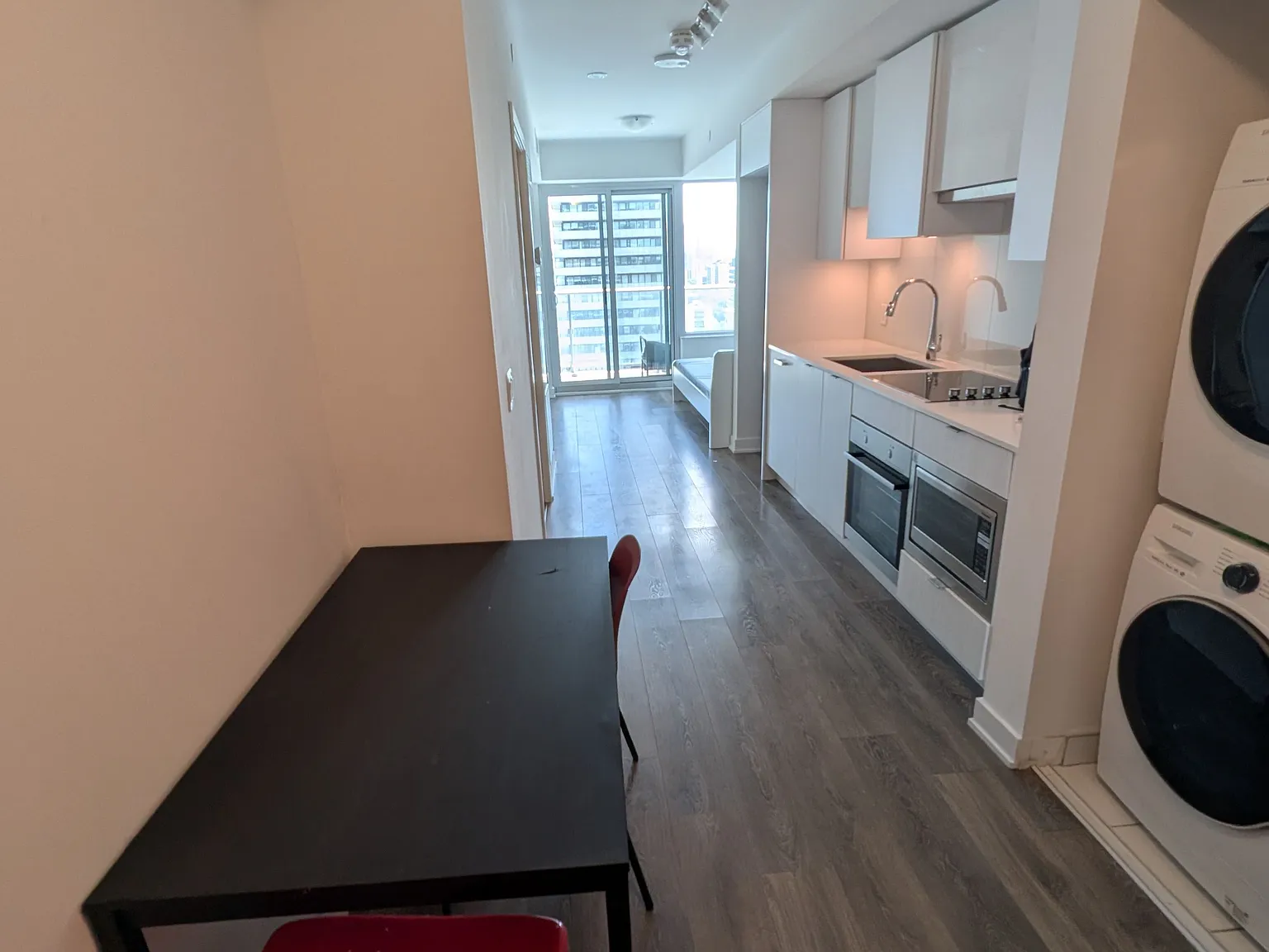 Studio, $1,900 — Photo 2