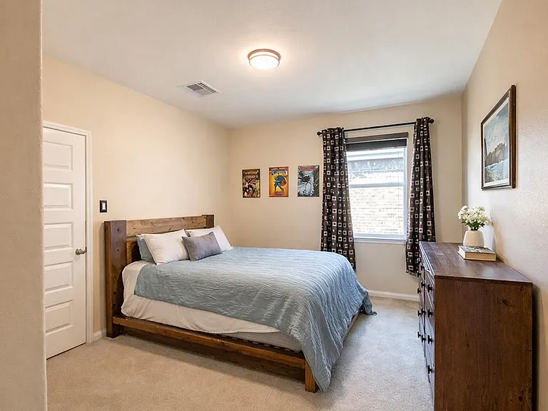 4415 Rolling Field Ln — Photo 25