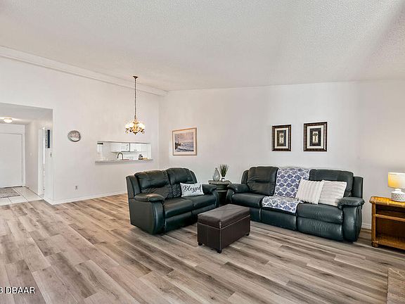 3rd image of 1 Tomoka Oaks Blvd Unit 104