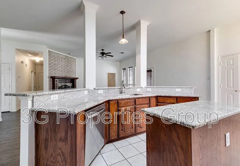 1316 Lochness Dr — Photo 14