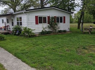 11590 Hickory St, Richview, IL 62877