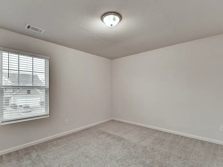 811 Independence Ave — Photo 25