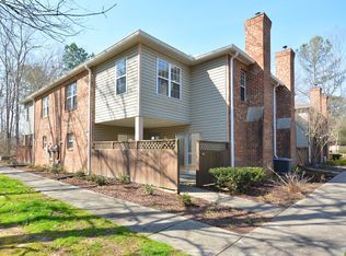 425 Summerwalk Cir, Chapel Hill, NC 27517