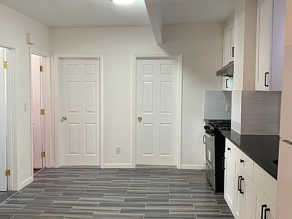 4th image of 21-26 33rd Ave #D