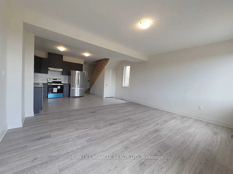 3 bed, $2,350 — Photo 3