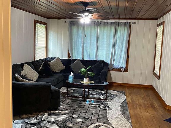 5th image of 206 Jacquelyn St