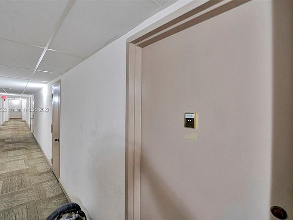 3rd image of 1300 NE Miami Gardens Dr APT 1010E