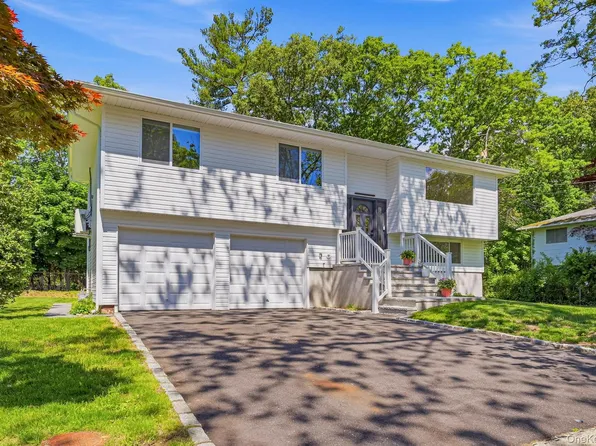 155 Brooklyn Avenue, Huntington, NY 11743