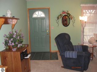 3764 E 28th Rd, Cadillac, MI 49601