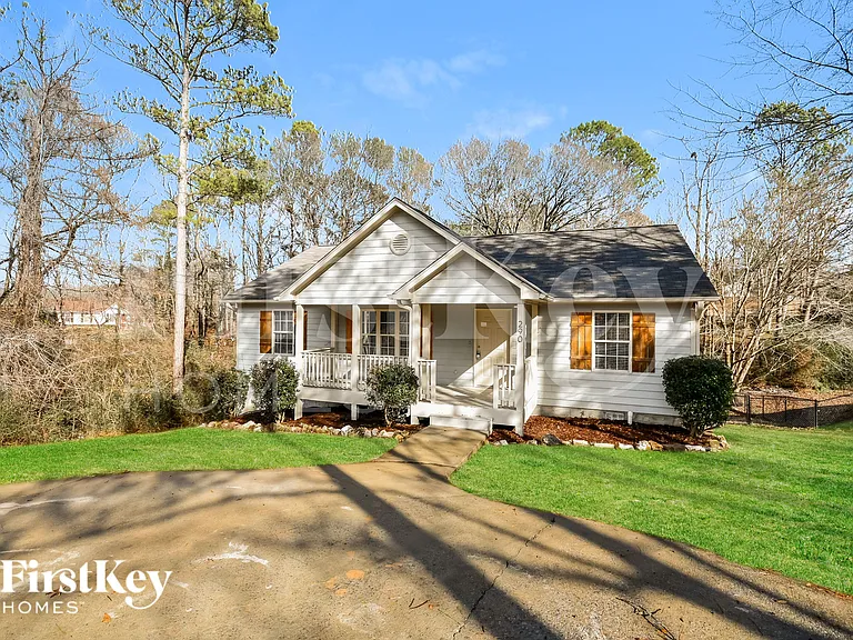 290 Mill Rd — Photo 2