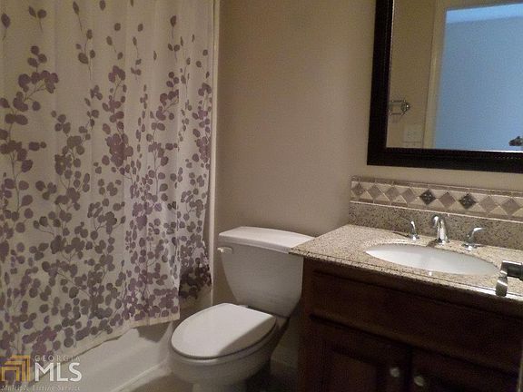 4th image of 450 Grindstone Creek Dr