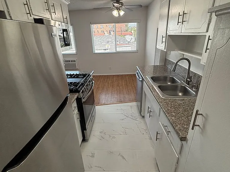 817 S. St. Andrews Pl — Photo 22
