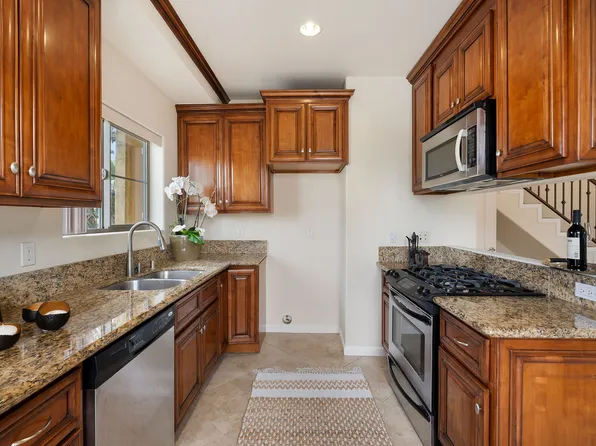 15710 Cohasset St APT 102, Van Nuys, CA 91406