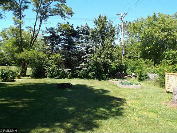 5th image of 438 Forest Ave W
