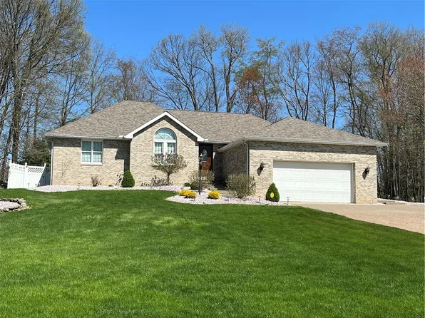 803 Whitetail Dr, New Castle, PA 16101