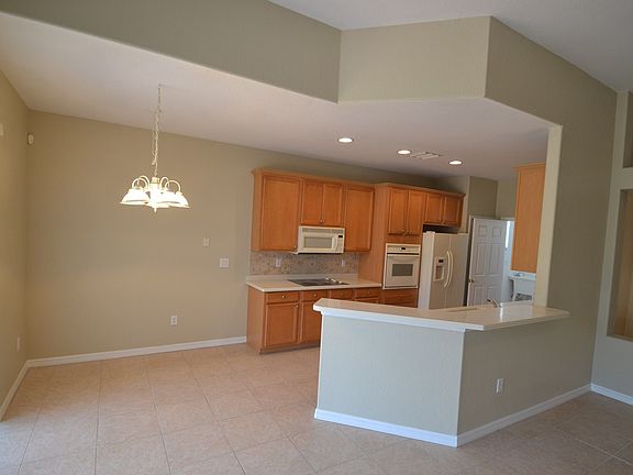 2nd image of 27110 Firebush Dr