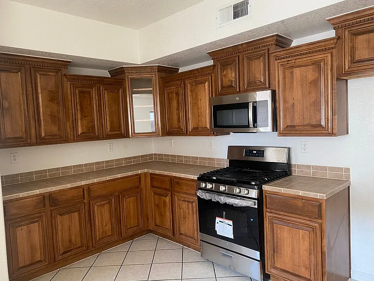 3648 Tierra Calida Dr — Photo 5