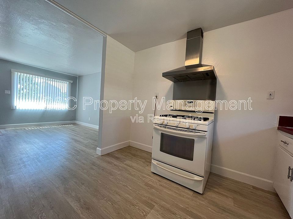 1st image of 41035 Lincoln St