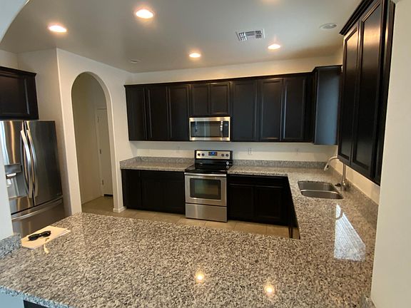 5th image of 3002 N 72nd St