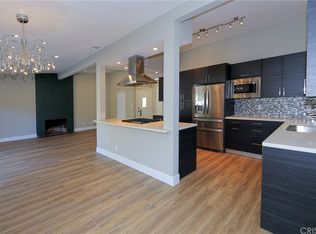 17251 Hatteras St, Encino, CA 91316