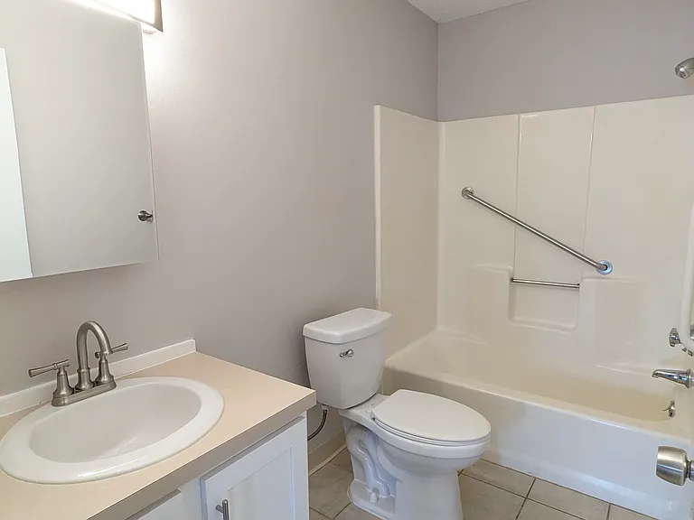 1368 Meriden Rd #2 — Photo 9