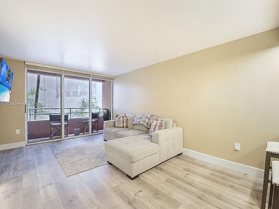 4th image of 2801 Florida Ave APT 226