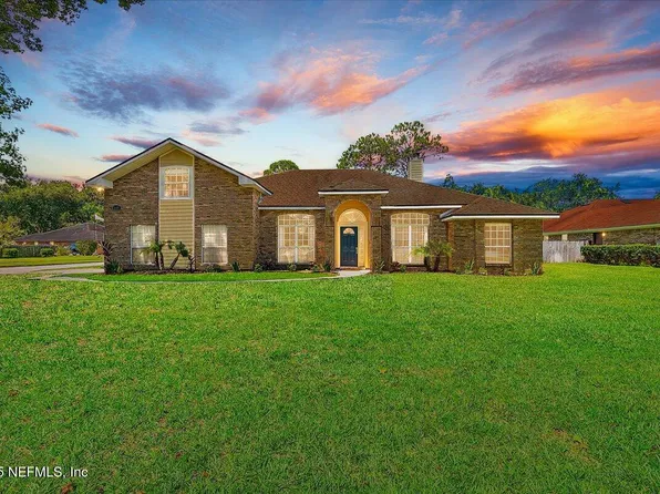 1808 GRASSINGTON Way N, Jacksonville, FL 32223