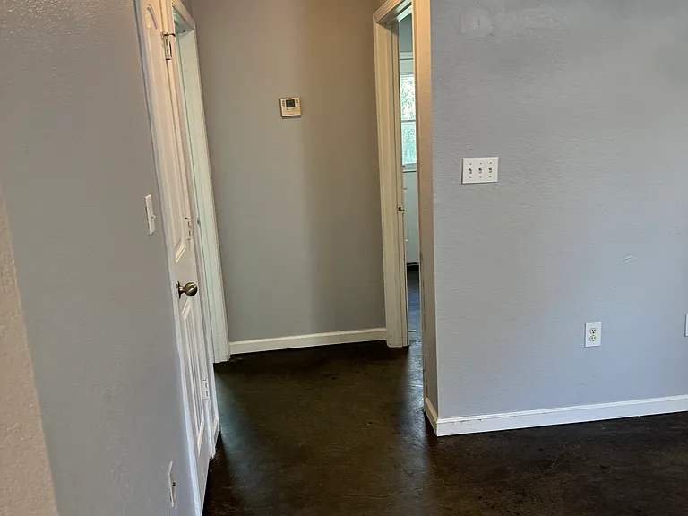 601 E Emerson St #2 — Photo 7