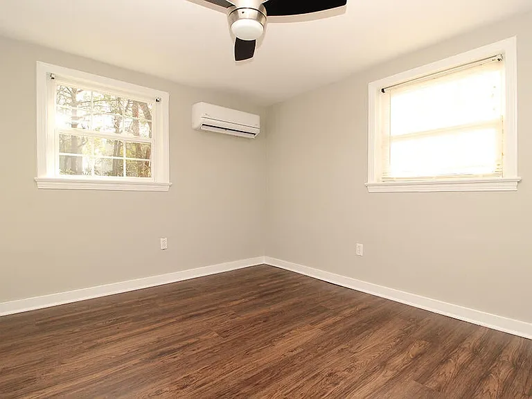 1185 Bexley St #1 — Photo 4