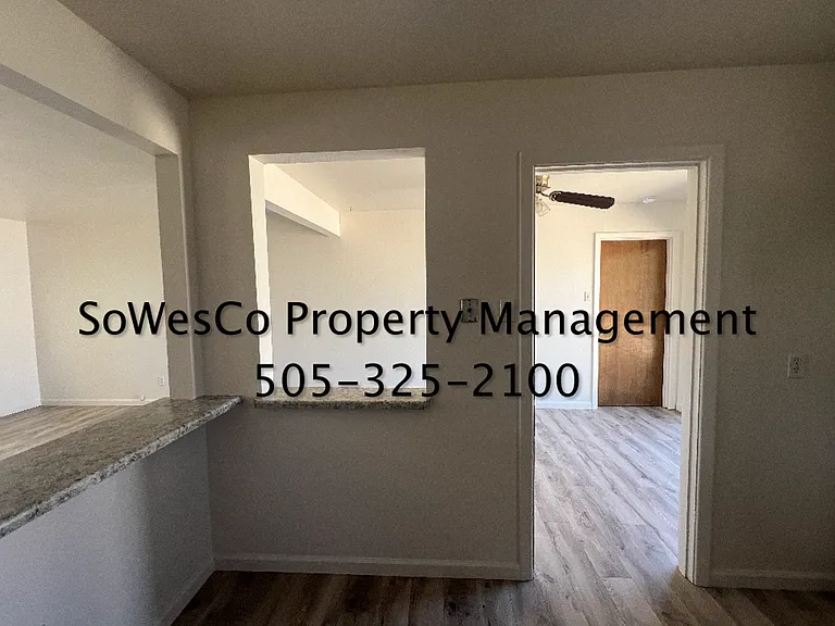 1032 Zuni Dr — Photo 7