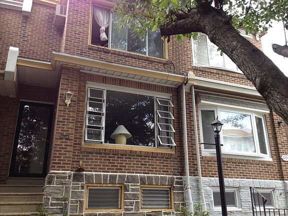 2nd image of 2226 N Hobart St