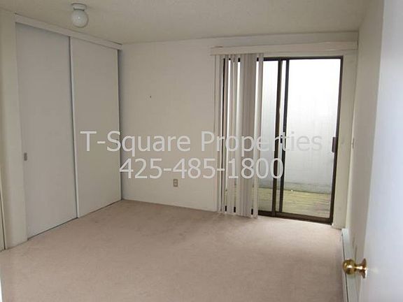 3rd image of 6356 138th Ave NE APT 215