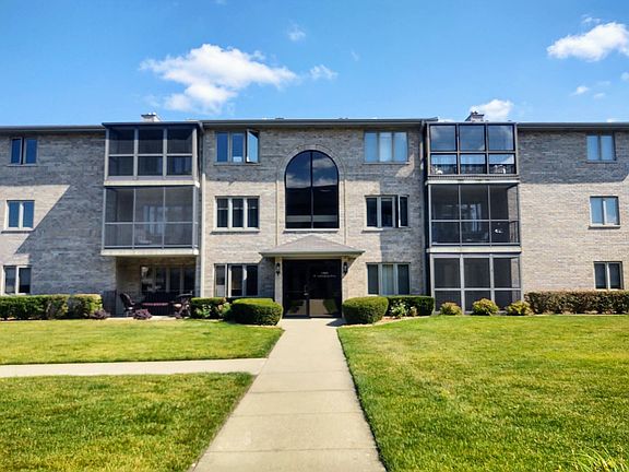 2nd image of 13919 W Leamington Dr Unit 803