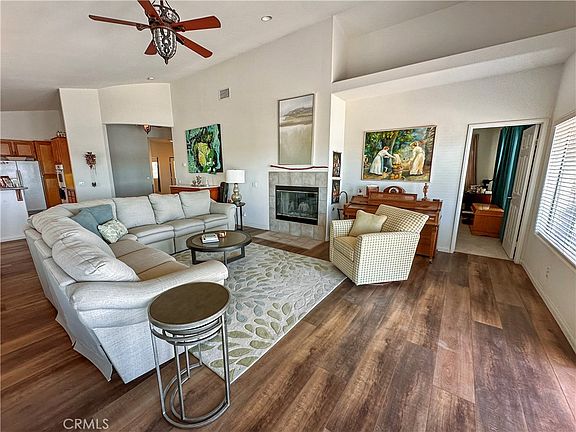 3rd image of 2734 Colorado River Rd