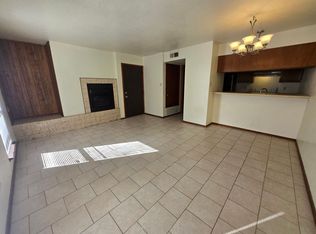 2806 W. Fourth, Roswell, NM 88201