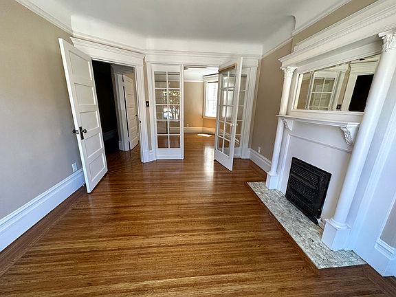 2nd image of 951 Dolores St #A