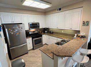 60 Palatine APT 303, Irvine, CA 92612