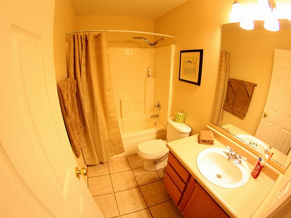 5th image of 5012 E Dale Ln