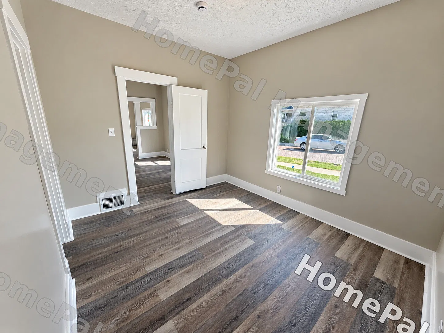 3 bed, 1421 sqft, $1,850 — Photo 3