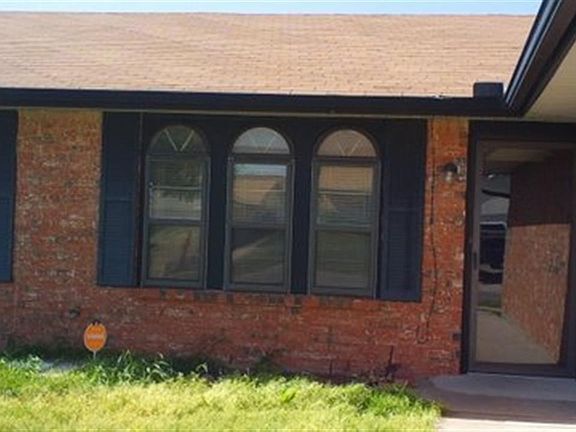 2nd image of 6112 SW Oak Cliff Ave