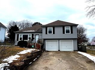 11214 Myrtle Ave, Kansas City, MO 64137