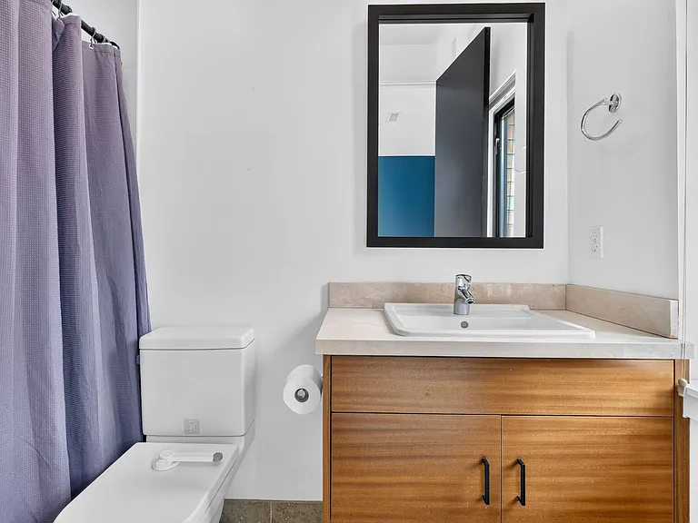 1690 NW Riverscape St — Photo 35