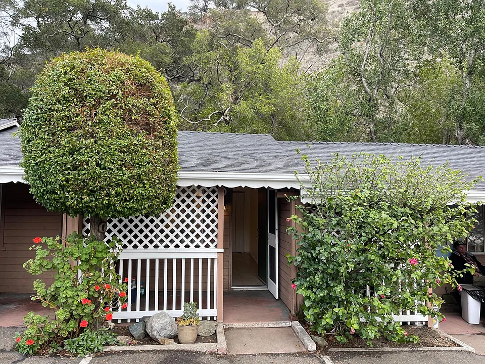 1425 El Camino Real Pl #D
