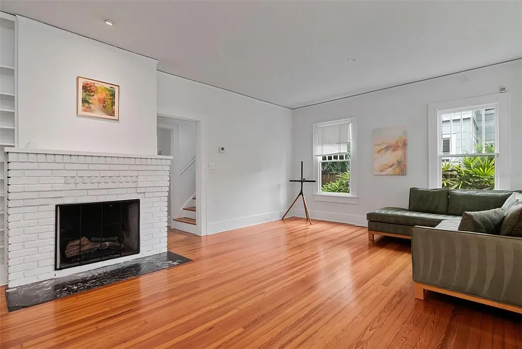 4 bed, 3.5 bath, 2736 sqft, $6,500 — Photo 4