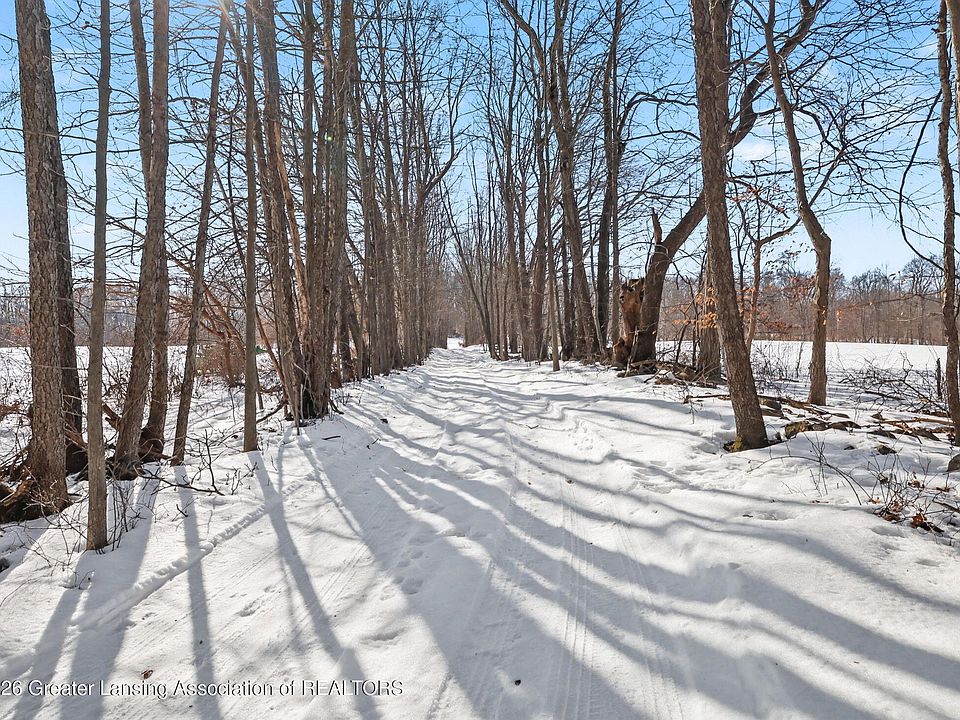 1st image of 27 Mile Rd