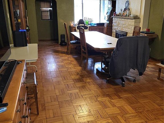 5th image of 3812 Bayless Ave