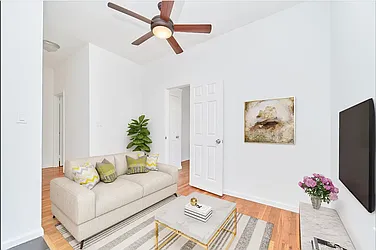 Rented by Living New York